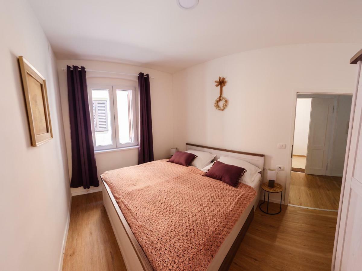 Franckina Hisa Apartment Izola Exterior foto
