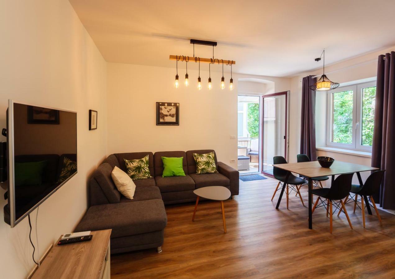 Franckina Hisa Apartment Izola Exterior foto
